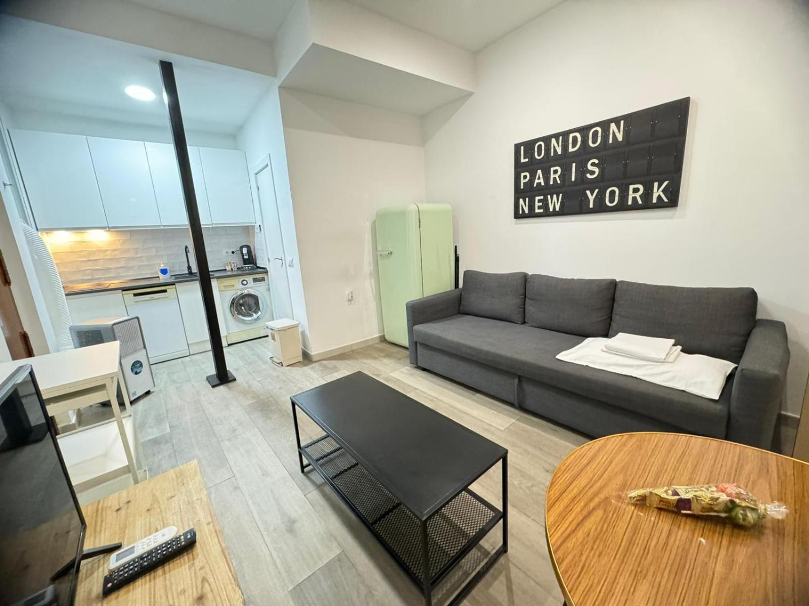 Apartamento Dianthus House Madrid Exterior foto